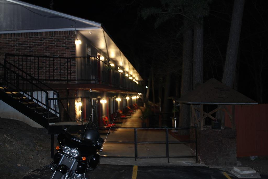 Brydan Suites ユリーカ・スプリングス エクステリア 写真